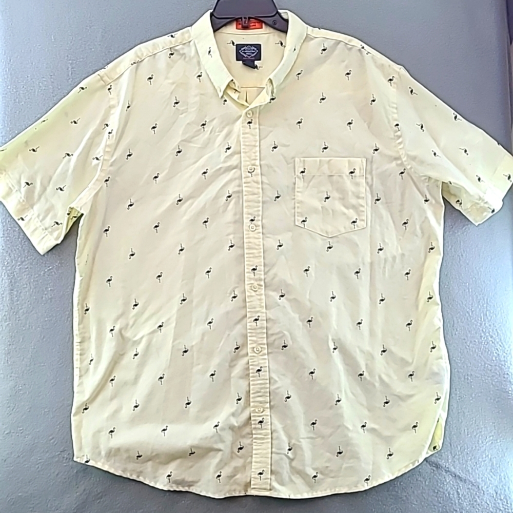 ST JOHN'S‎ BAY Men's Yellow w/Blue Flamingo Print Short Sleeve Shirt - Size XXL